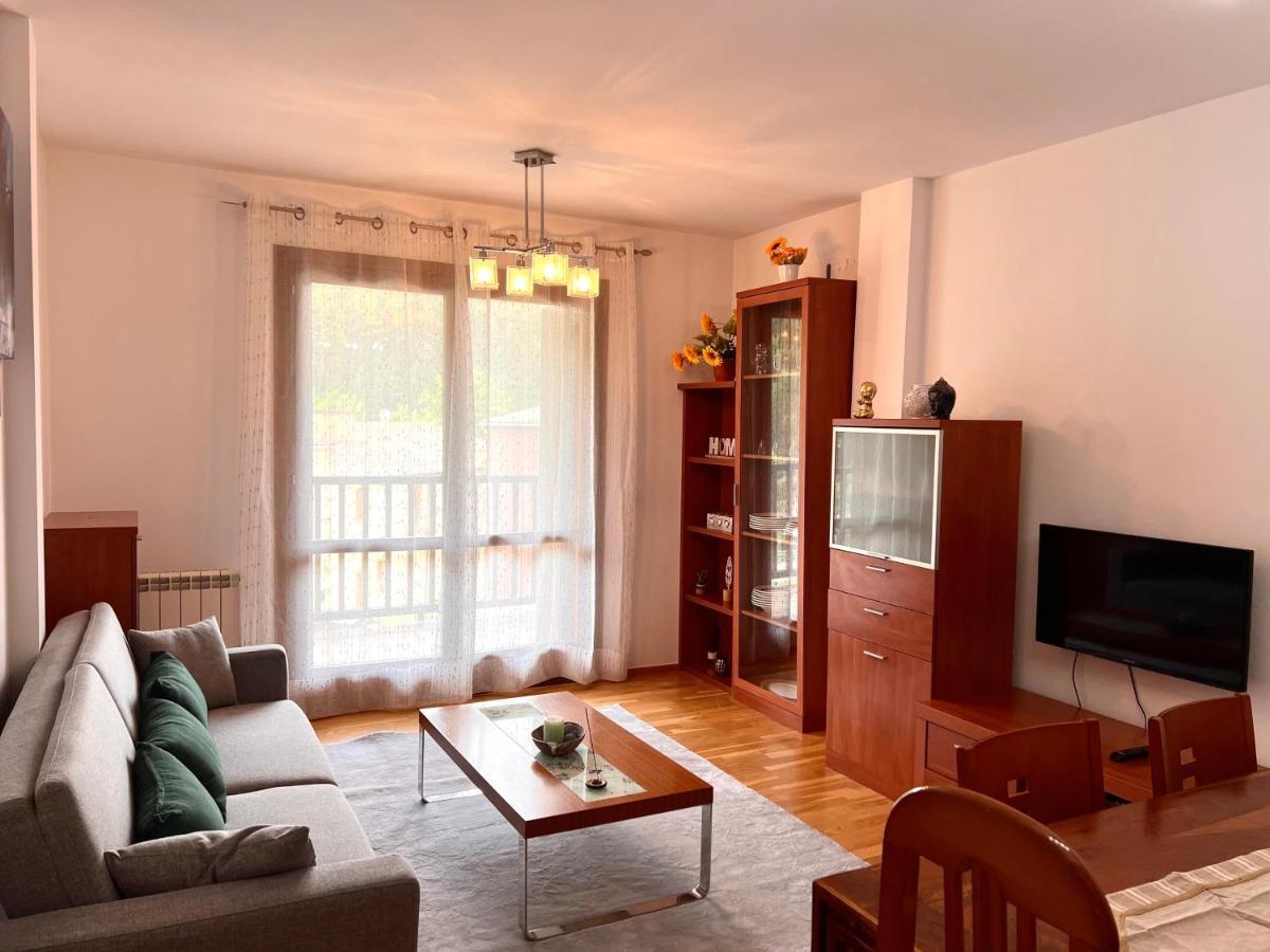 Apartament La Buhardilla De Baro - L'Amfitriona Zewnętrze zdjęcie