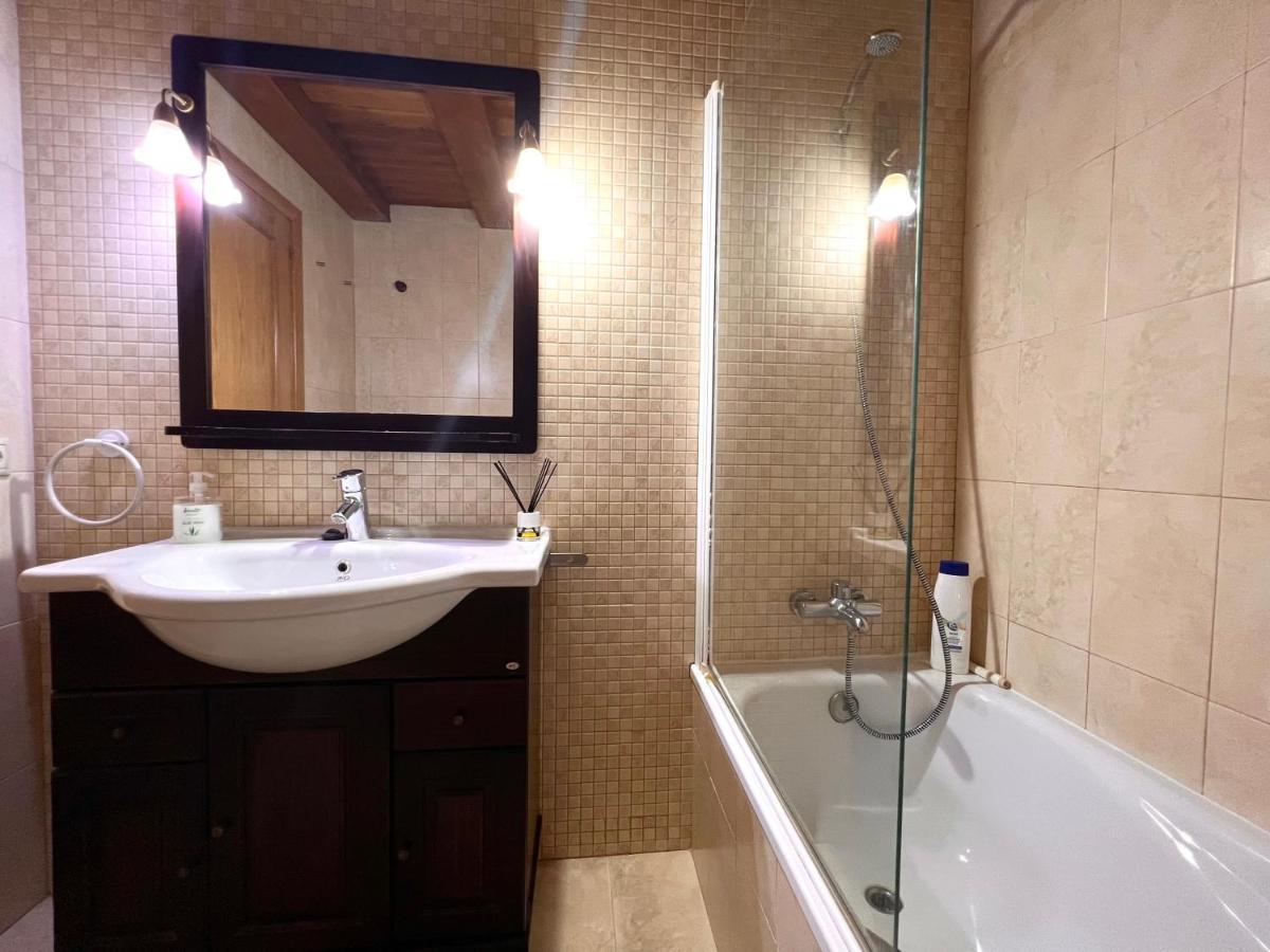 Apartament La Buhardilla De Baro - L'Amfitriona Zewnętrze zdjęcie